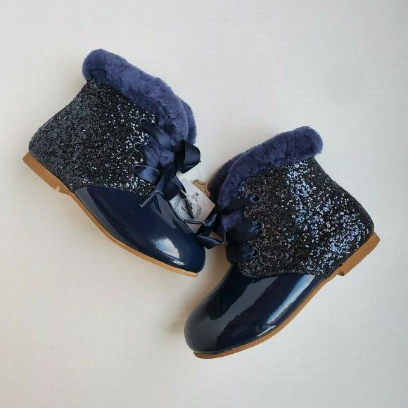 Sparkly Navy European fur lined boots NWT - Picture 1 of 12